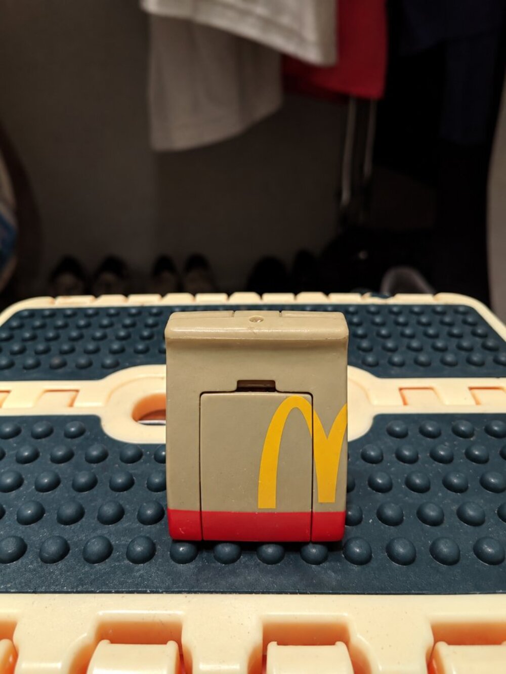 Vintage McDonald’s Happy Meal Blue Bird Pop-Out Toy Accessory